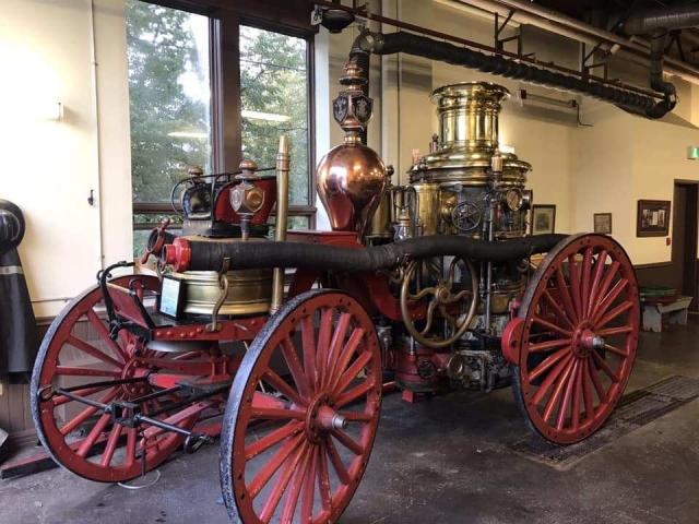 Historic steam fire engine returns to Halifax